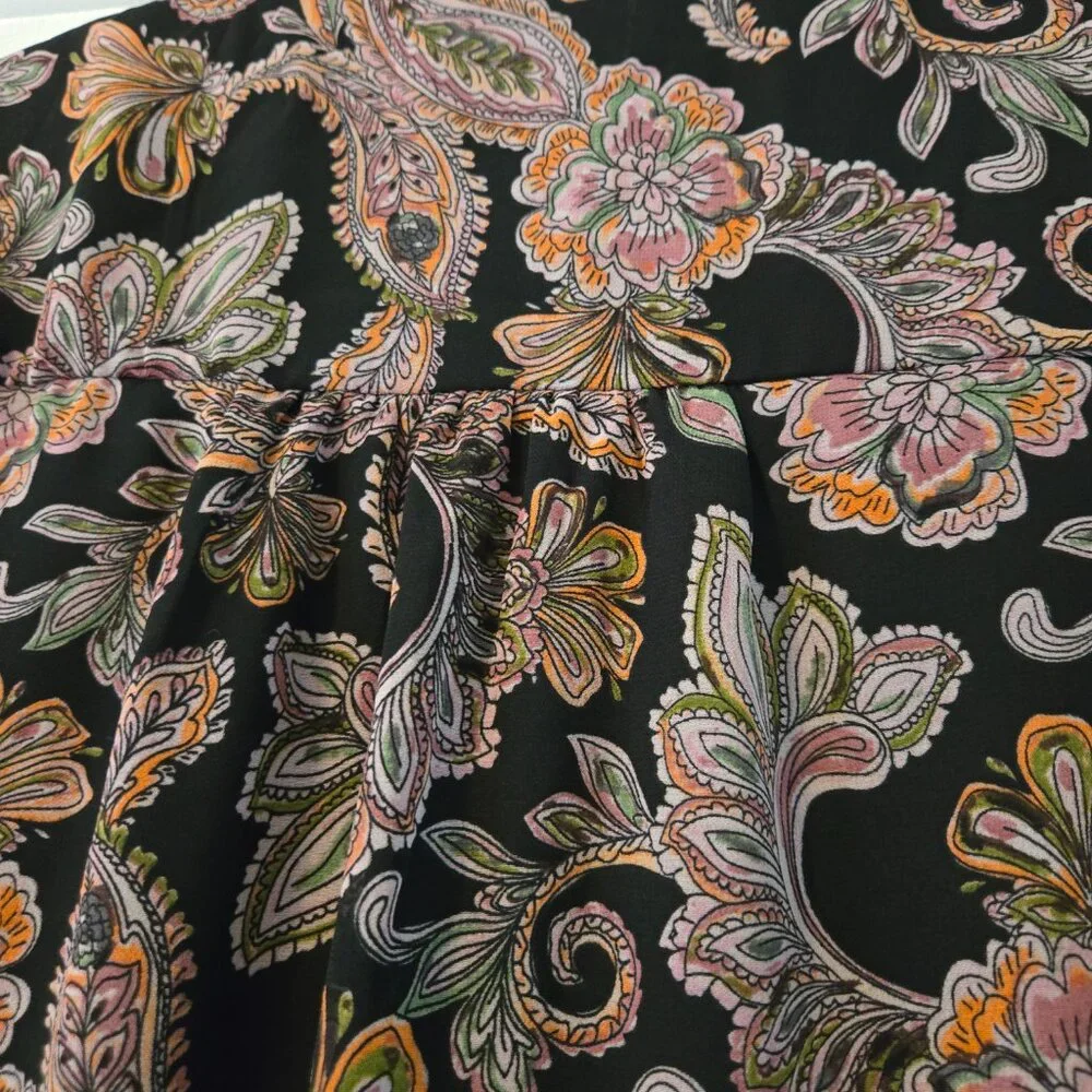 CeCe black Floral Blouse size Small - Picture 5 of 6